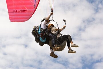 Private Tour to Guatapé, El Peñol + Paragliding!!