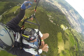 Private Tour to Guatapé, El Peñol + Paragliding from Medellín!!