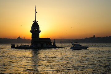 Bosphorus Private Sunset Cruise on a Yacht with Wine