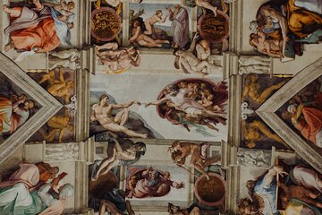 Day’s Last Guided Tour of Sistine Chapel and Vatican Museums