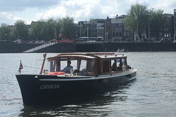 Amsterdam Intimate Small-Group Cruise on the Royal Jonckvrouw