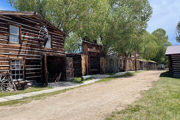 Montana Old West Ghost Towns Private VIP Tour - From West Yellowstone MT