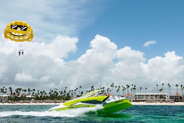 The Best of Parasailing with Pick-up in Uvero Alto