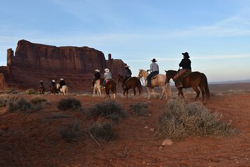 2 Hour Monument Valley Horseback Tour