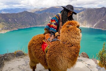 Quilotoa Full Day Tour from Quito with Entrances 