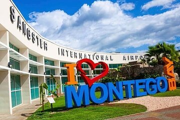 Sangster's International Airport Transfer to RIU Montego Bay, Reggae, Palace