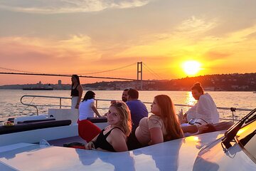 Bosphorus Sunset Cruise on Luxury Yacht