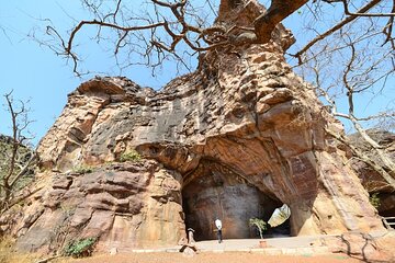 Bhimbetka Rock Shelters & Bhojpur Temple Day Trip From Bhopal