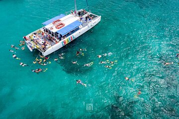Catamaran Cruise, Snorkeling and Dunn's River Falls