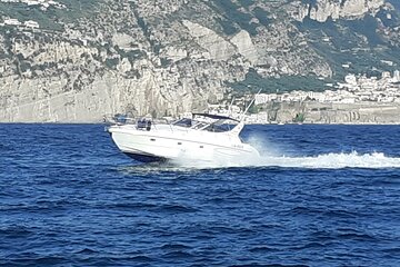 Private Cruise to Capri from Sorrento - yacht 40'