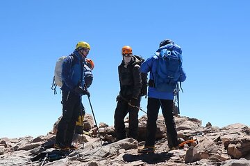 Top most 5 Days Kilimanjaro Hiking Tour Climbing by Marangu Route
