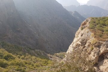 Jabal Akhdar Hike, Nizwa Fort, Souq - Private Tour from Muscat