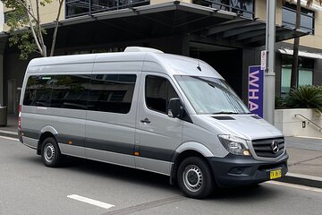 Premium Private Transfer FROM Sydney CBD/Downtown to Sydney Airport 1-13 people