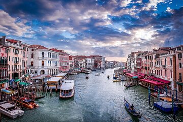 Explore Venice from Piazza San Marco to Rialto Bridge Walk Tour