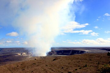 Hilo Shore Excursion: Active Volcano, Lava Tube, Waterfall and Gardens