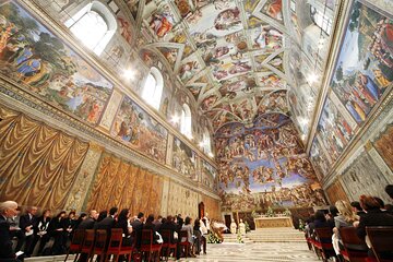 Vatican Museum's & Sistine Chapel No Line Private Tour