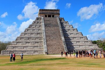 Deluxe Chichen Itza Ruins! 2 Cenotes and Valladolid + Transportation From Cancun