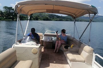 Full-Day Accra Safari and Boat Cruise Private Tour 