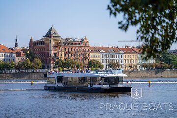 Prague Boats 1-hour Cruise