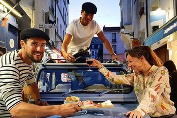 Montmartre La Bohème : 2CV, Walking & Tasting - 3H