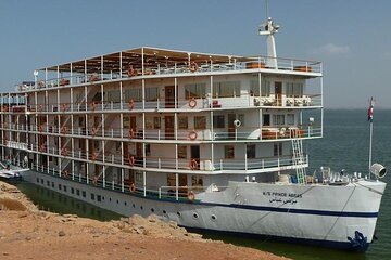 Lake Nasser cruise from Aswan To Abu simbel 5-Days