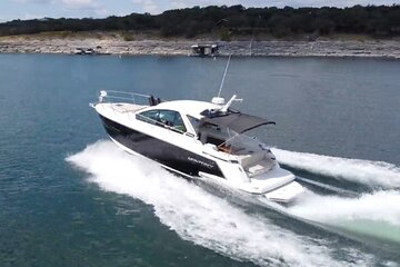 Austin Yacht Charter Experience on Lake Travis