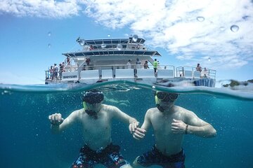 Catamaran Boat Tour in Búzios