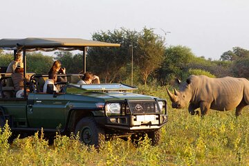 Hluhluwe Imfolozi Game Reserve 3 Day Safari from Durban 