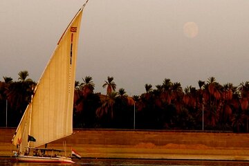 4 Nights Cruise Luxor, Aswan, Abu simbel, and Tours By Bus From Hurghada