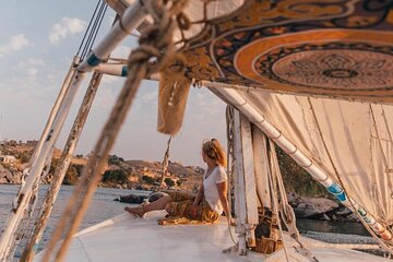 Private Day Tour to Luxor from Cairo with Plane & Tours ,Felucca