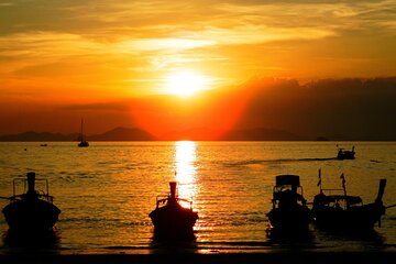 7 Islands Sunset Tour with Buffet Dinner & Night Snorkeling