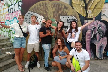 2-Hours Street Art Walking Tour in Medellin Comuna 13