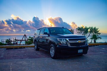 Departures in Luxury Suv from Tulum to Cancun Airport