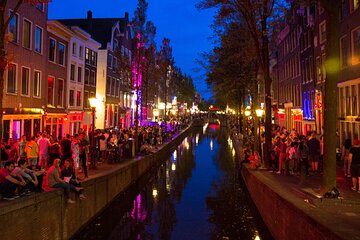 Red Light District Tour by Locals, Small Group (approx 4)