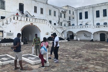 Ghana Private Historic Tour through Castles and Nature