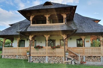 8 Days Private Tour in Romania - Transylvania, Maramures & Moldova