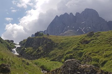 Private two days (one night) tour to Kazbegi and Juta with hikes - via Mtskheta.