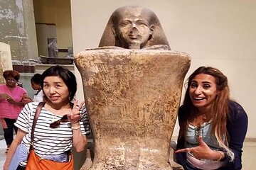 Tour: Great Pyramids in Giza, Cairo Egypt sightseeing