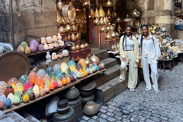 Private Tour: Giza Pyramids and Egyptian Museum & Khan Khalili Bazaar