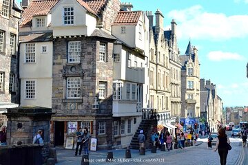 Secrets of the Royal Mile: Private 2.5-hour Walking Tour