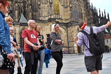 Private Tour of Prague Castle Interiors and Lunch included