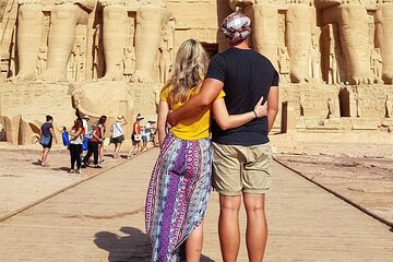 (4)-Days Nile Cruise Luxor & Aswan with Train Tickets from Cairo