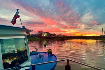 1-Hour Private Boat Rental on the Vistula River – Krakow