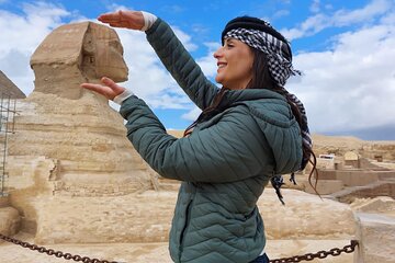 Solo Tour to Giza Pyramids and Valley Temple with Tour Guide