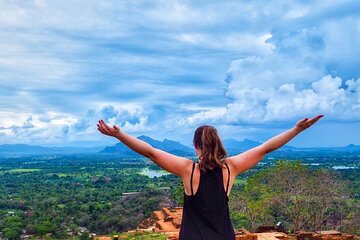 Private Fun Tour with Sri Lankan Boy (2 Days) 