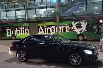 Dublin Airport to Slieve Donard Resort Private Car Service 