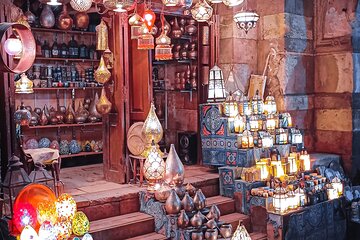 El-Moez Street and Khan Khalili Bazaar 