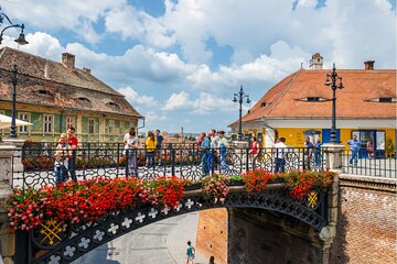 Sibiu Old Town: The 7 Towers Exploration Game