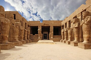 PRIVATE! Luxor Day Trip With Lunch And All Fees Included!