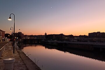 2 Hours Walking Tour of Senigallia by Night then Ending with a Drink